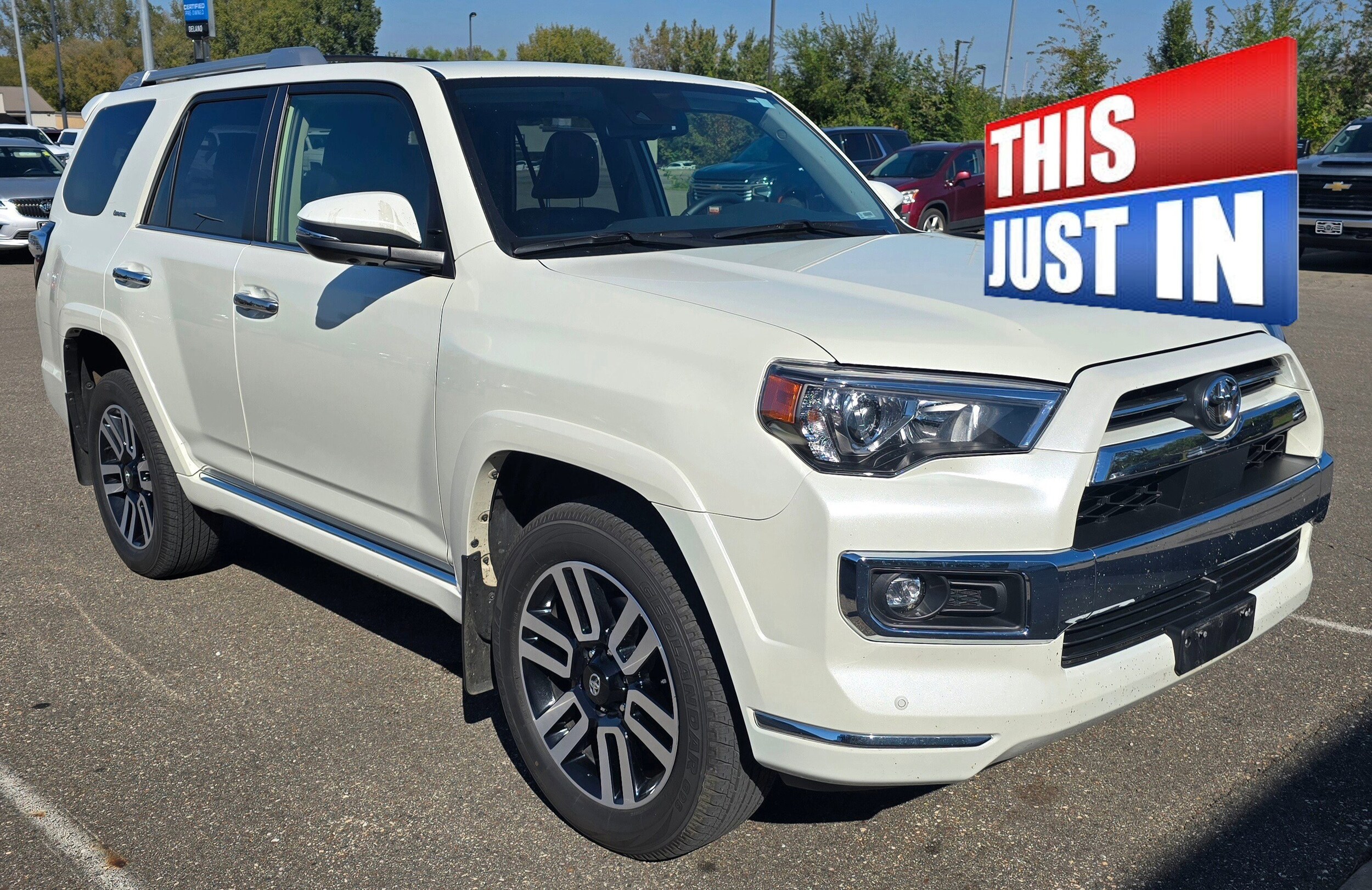 2023 Toyota 4Runner Limited photo 2