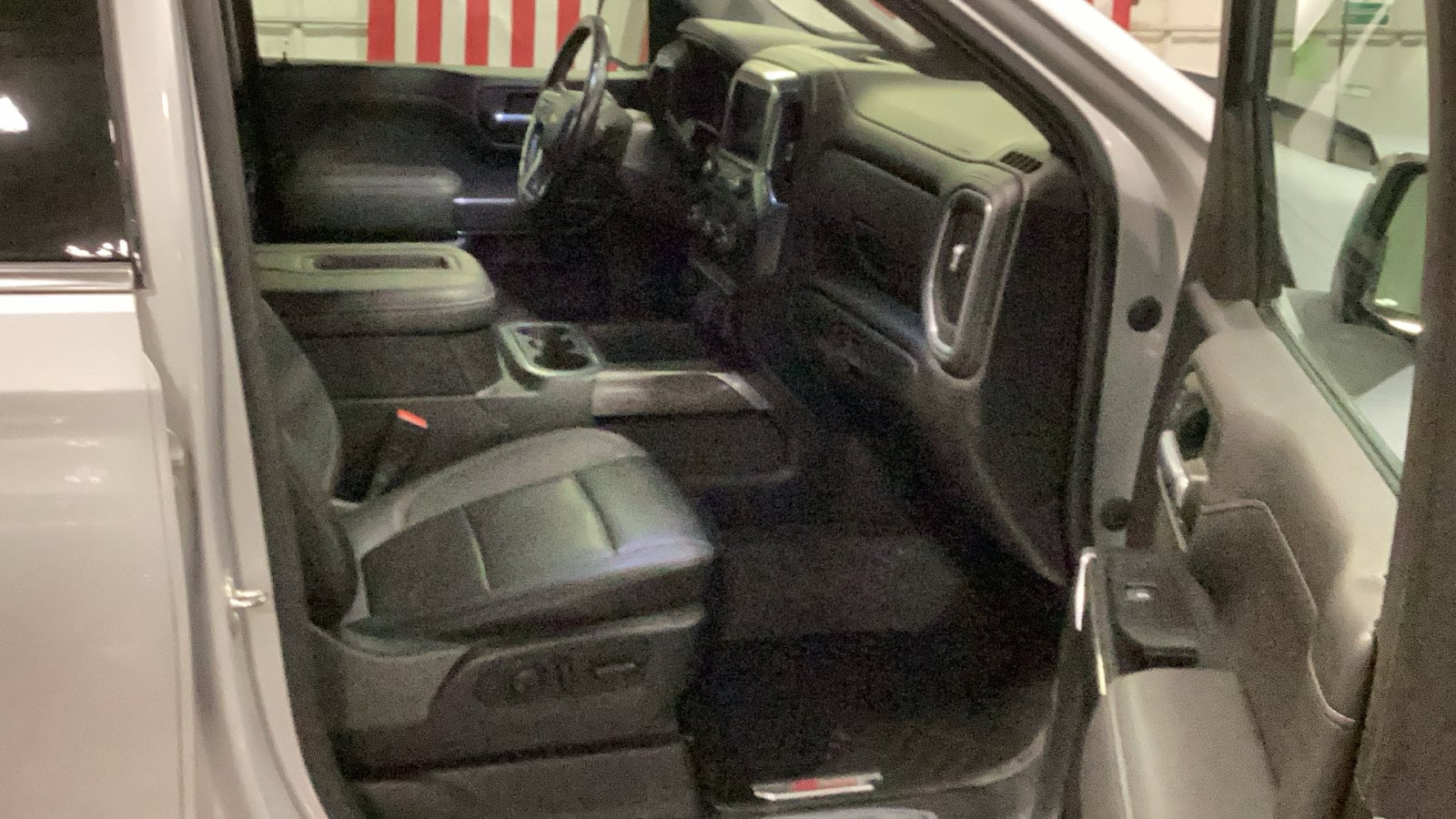 2021 Chevrolet Silverado 1500 LTZ - Photo 20