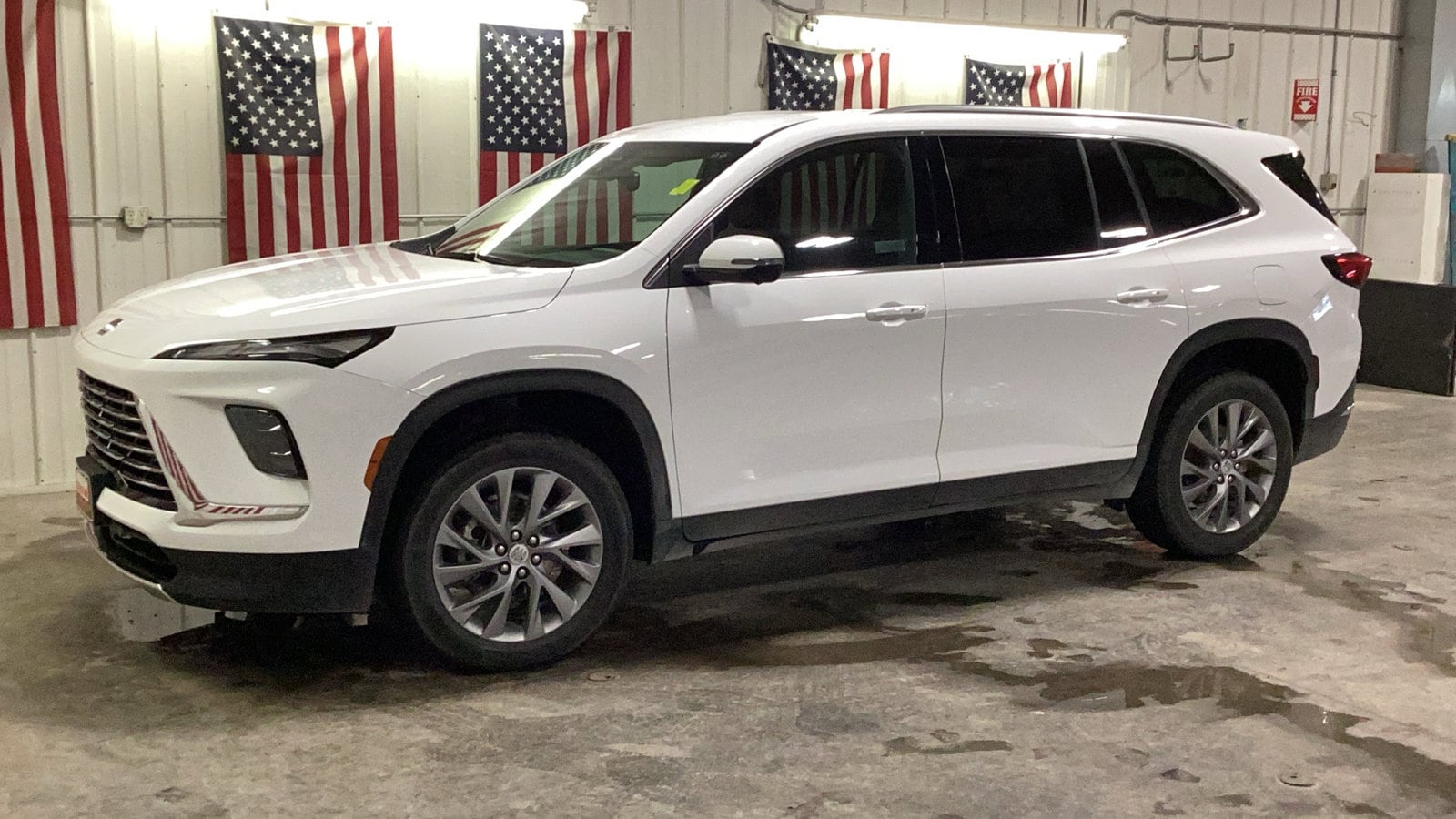 Used 2025 Buick Enclave Preferred with VIN 5GAEVARS1SJ232090 for sale in Delano, Minnesota