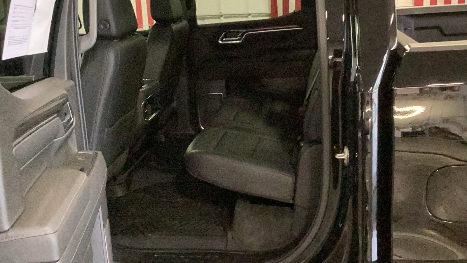 2023 Chevrolet Silverado 1500 LTZ - Photo 8