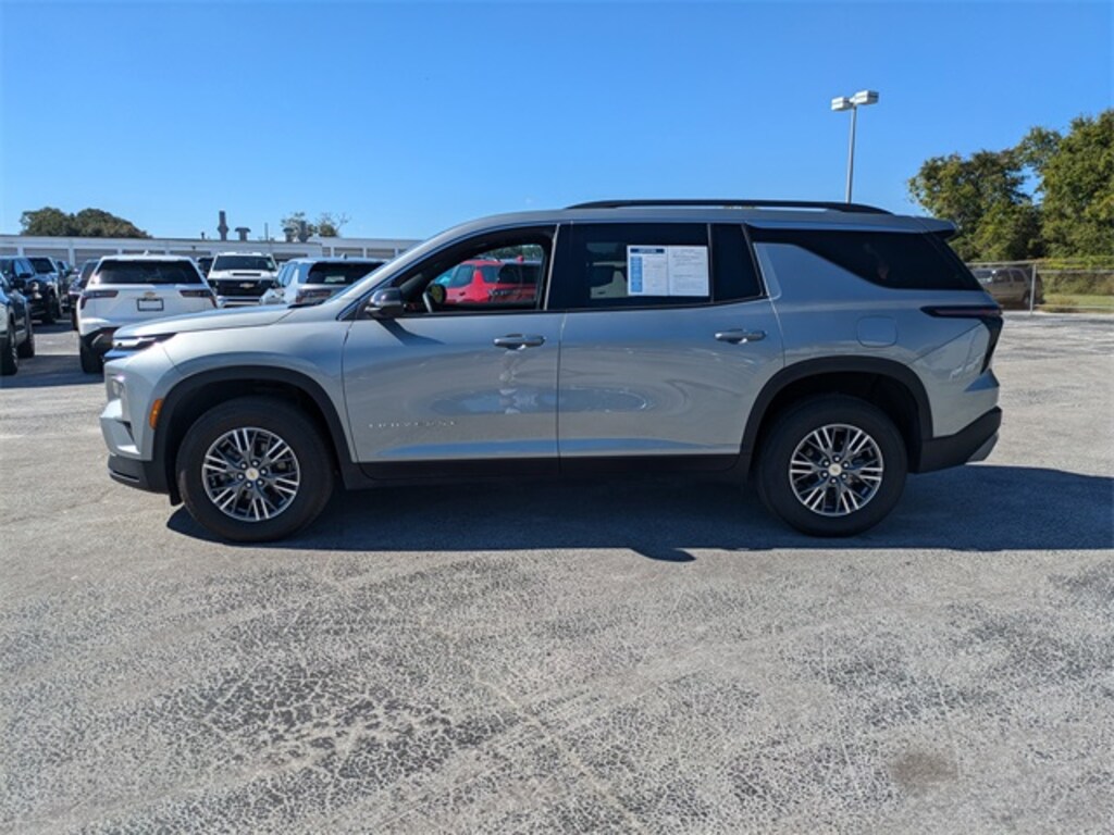 Certified 2024 Chevrolet Traverse LT SUV