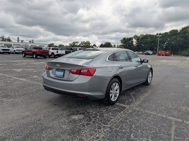 2024 Chevrolet Malibu 1LT photo 4