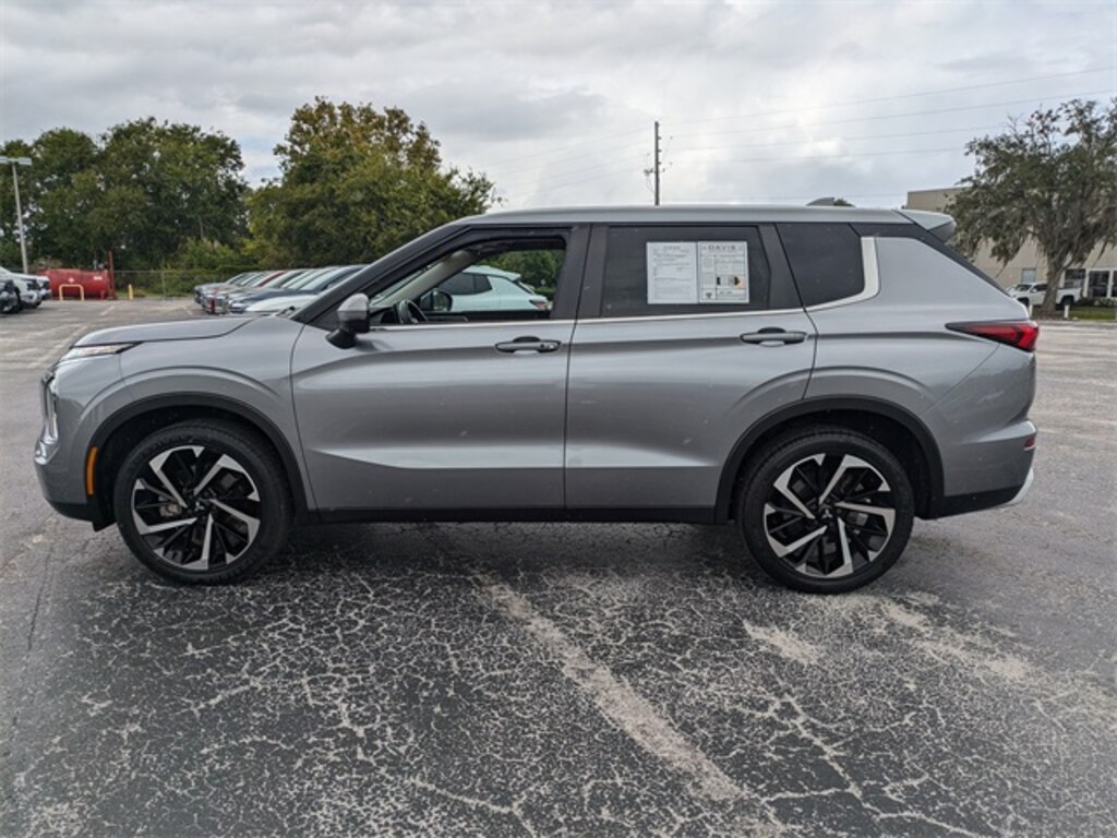 Used 2022 Mitsubishi Outlander CUV