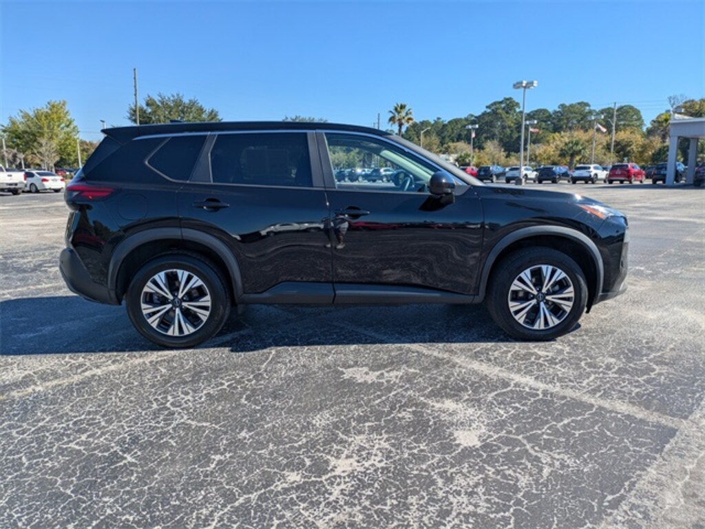 Used 2023 Nissan Rogue SV SUV
