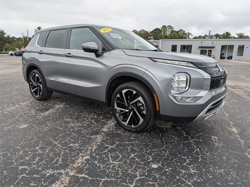 Used 2022 Mitsubishi Outlander CUV