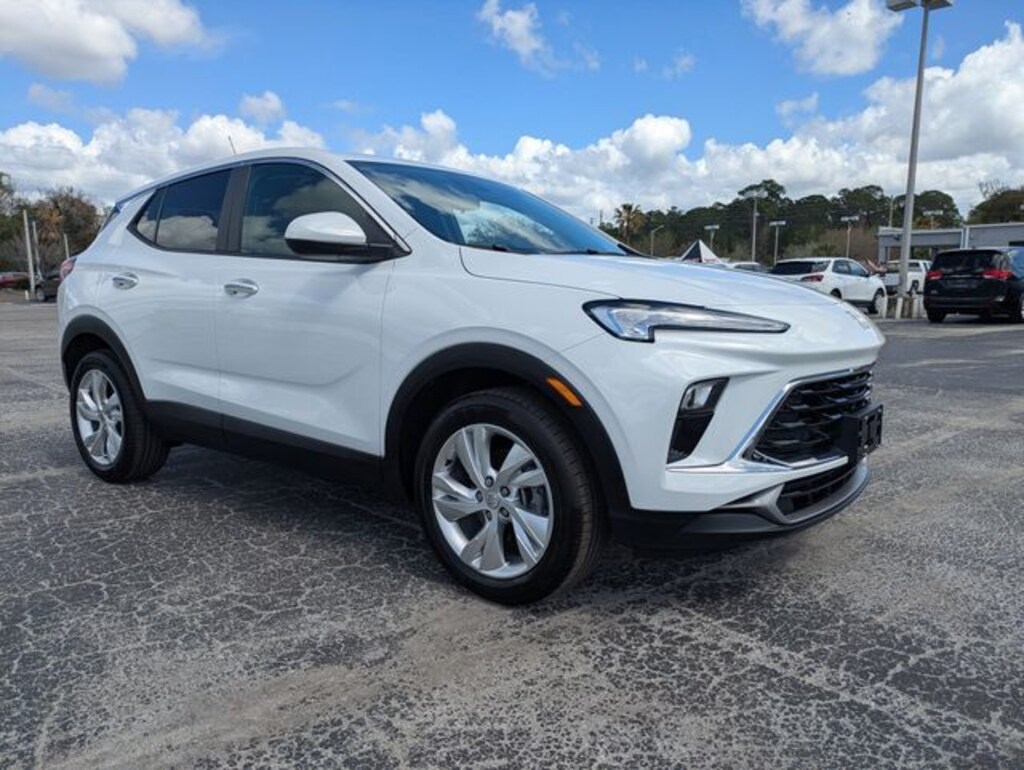 Used 2024 Buick Encore GX Preferred SUV