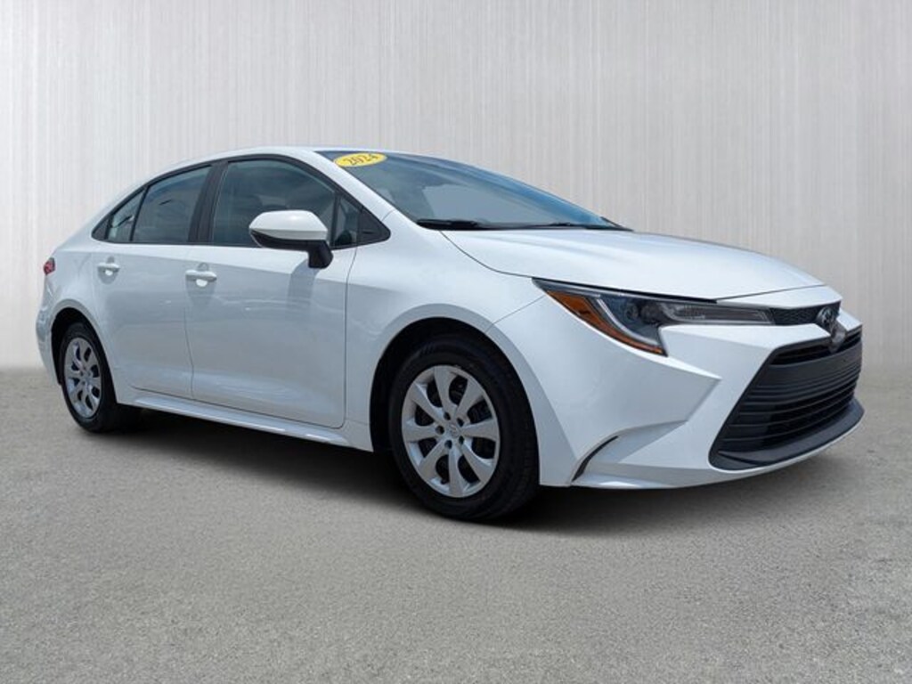 Used 2024 Toyota Corolla LE Sedan