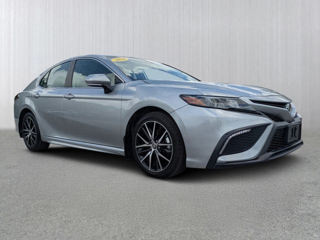 Used 2024 Toyota Camry SE Sedan