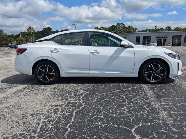 2024 Nissan Sentra SV photo 2
