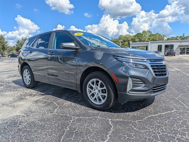 2023 Chevrolet Equinox LT photo 2