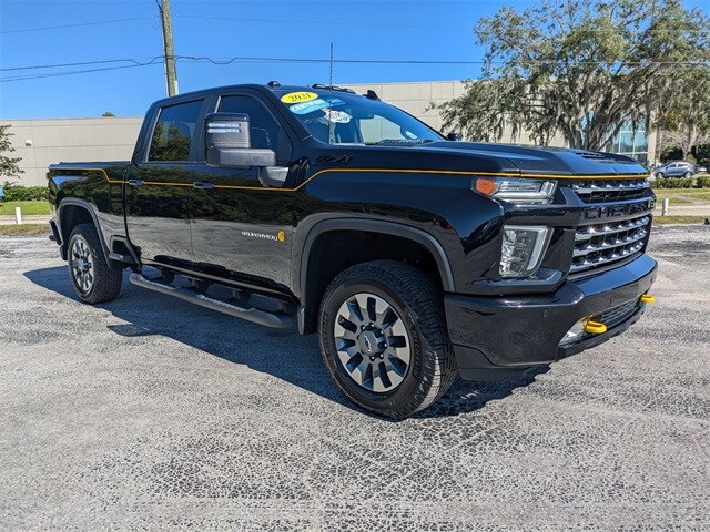 2021 Chevrolet Silverado 2500HD LTZ photo 2