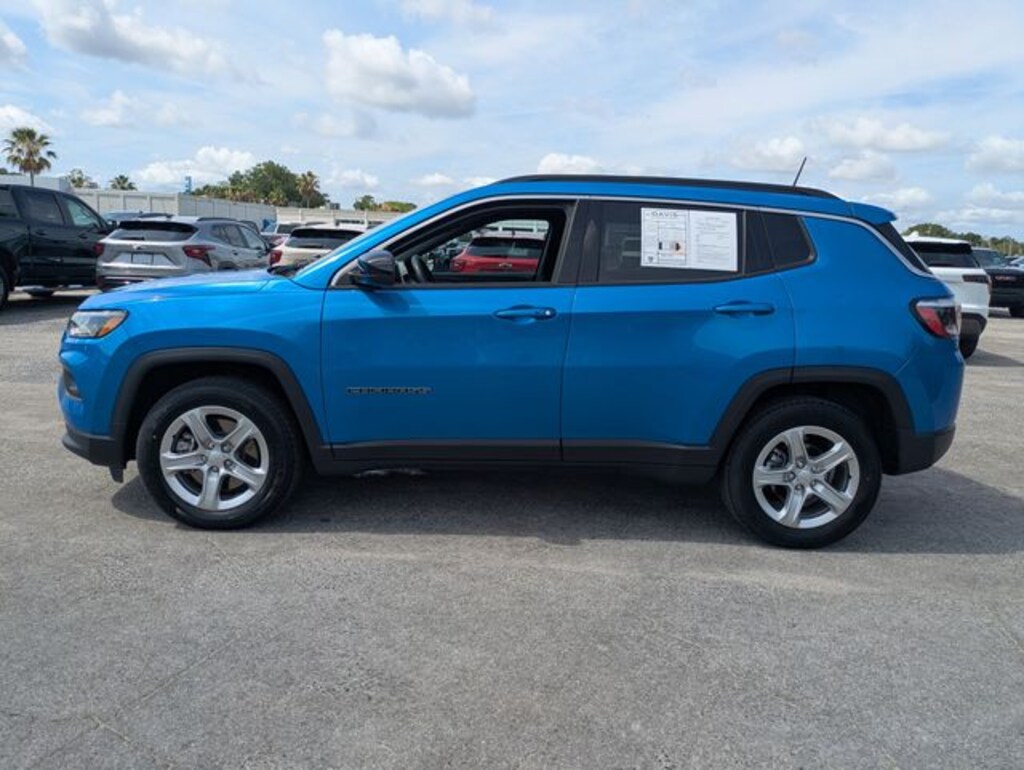 Used 2024 Jeep Compass Latitude SUV
