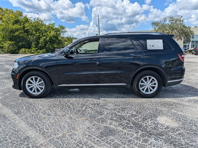 2022 Dodge Durango SXT photo 2