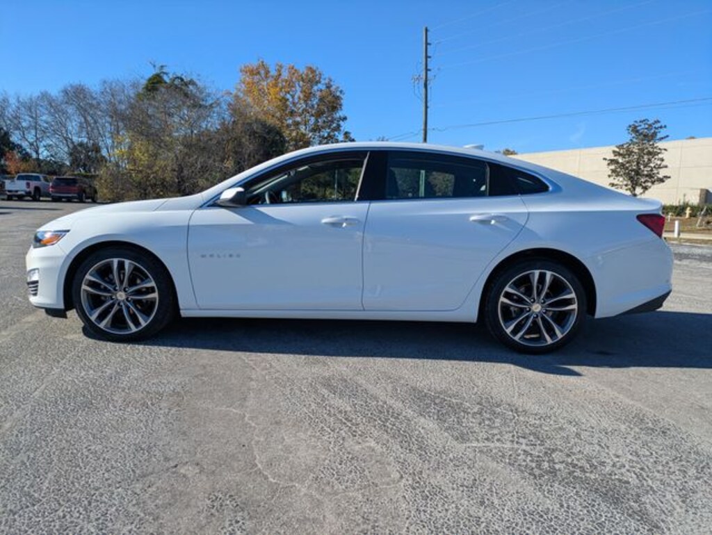 Used 2025 Chevrolet Malibu 1LT Sedan