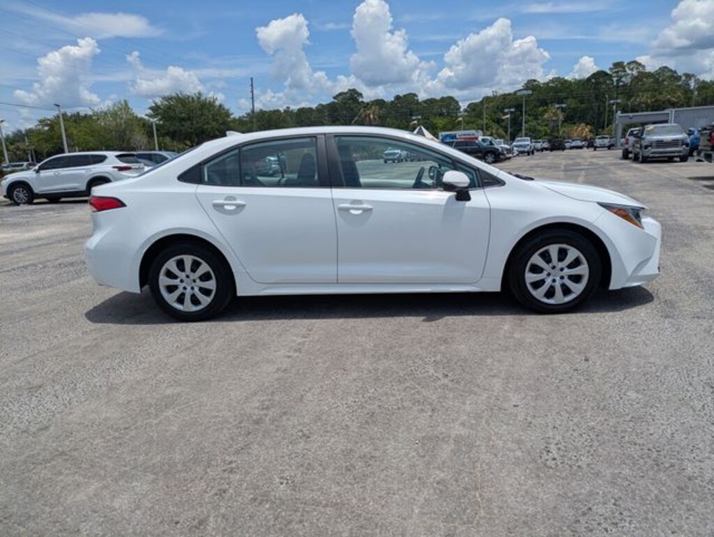Used 2024 Toyota Corolla LE Sedan