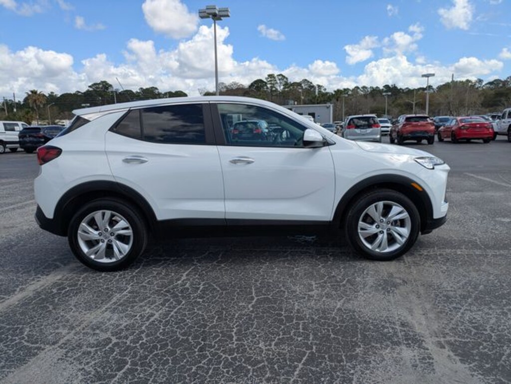 Used 2024 Buick Encore GX Preferred SUV