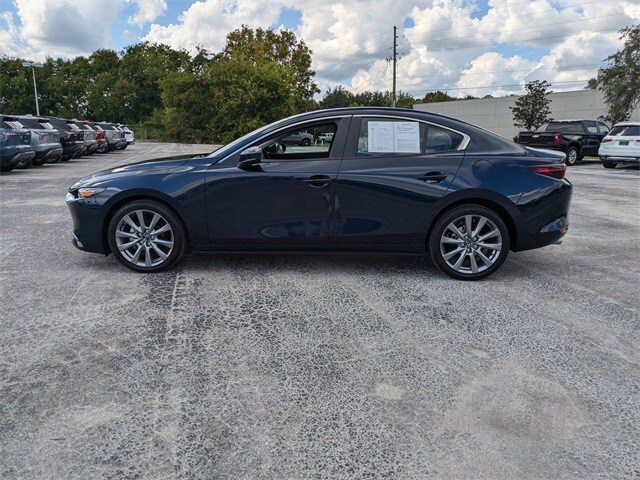 2025 Mazda Mazda3 2.5 s Preferred photo 3