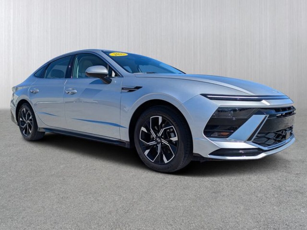 Used 2025 Hyundai Sonata SEL Sedan