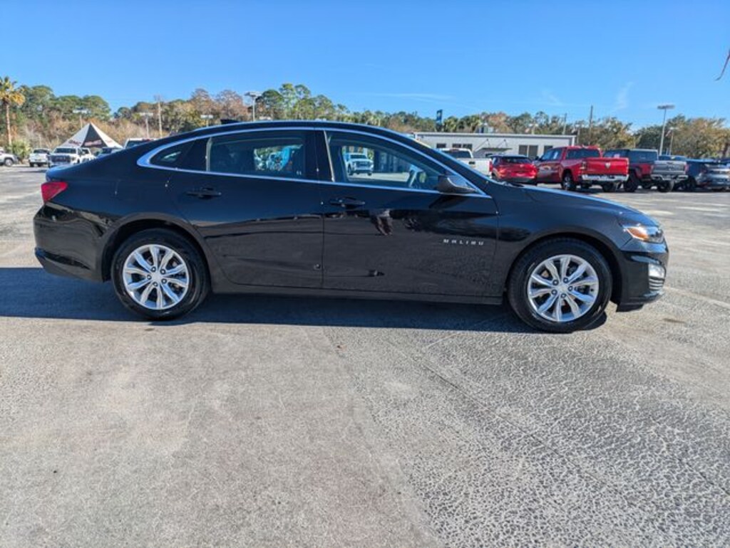 Certified 2025 Chevrolet Malibu 1LT Sedan