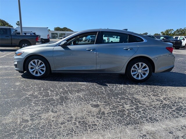 2024 Chevrolet Malibu 1LT photo 4