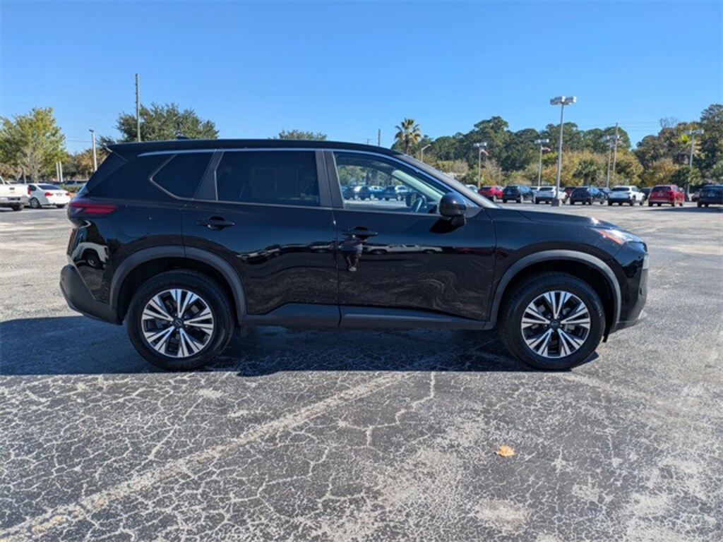 Used 2023 Nissan Rogue SV SUV