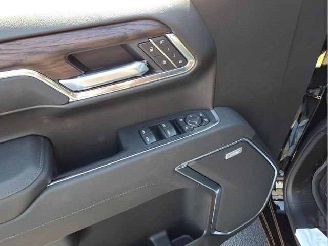 2026 GMC Sierra 1500 SLT - Photo 16
