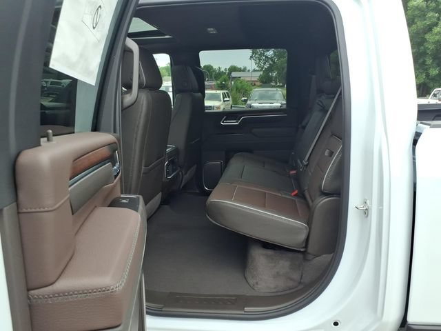 2026 GMC Sierra 3500HD Denali - Photo 10