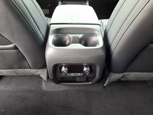 2026 GMC Acadia Elevation - Photo 15