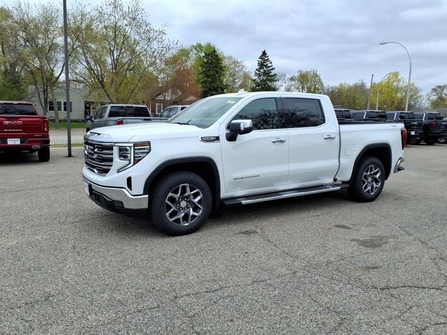 2026 GMC Sierra 1500 SLT - Photo 8