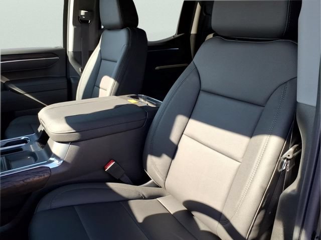 2026 GMC Sierra 1500 SLT - Photo 19