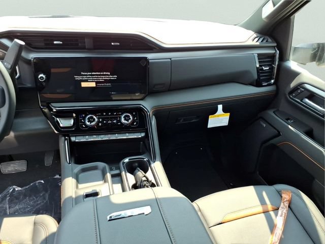 2026 GMC Sierra 3500HD AT4 - Photo 13