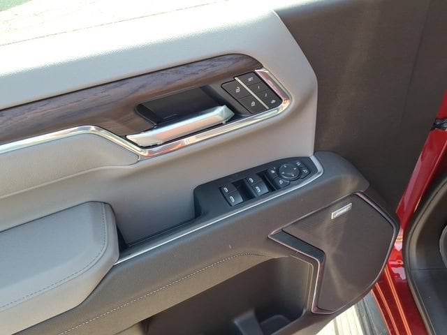 2026 GMC Sierra 1500 SLT - Photo 16