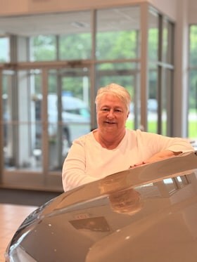 Staff member Pat Tierney from ID_5c0868