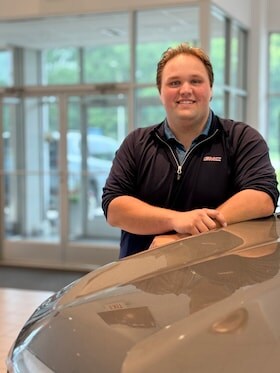 Staff member Mike Holien from ID_5f4413