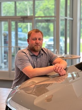 Staff member Derek Schreiber from ID_5f4413