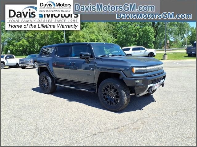 2026 GMC Hummer EV 3X SUV's photo