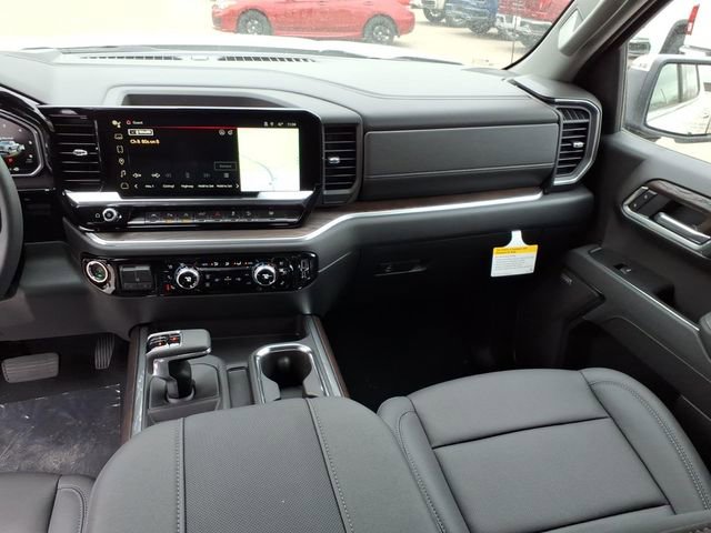 2026 GMC Sierra 1500 SLT - Photo 15