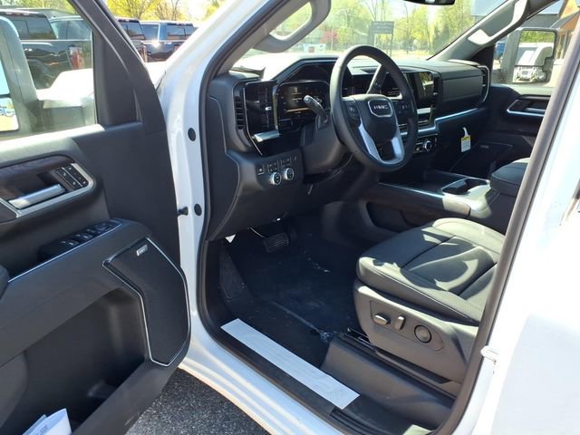 2026 GMC Sierra 3500HD SLT - Photo 10