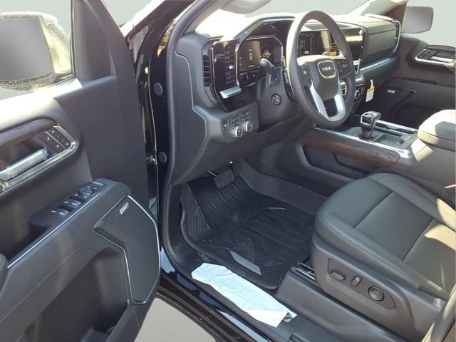 2026 GMC Sierra 1500 SLT - Photo 9
