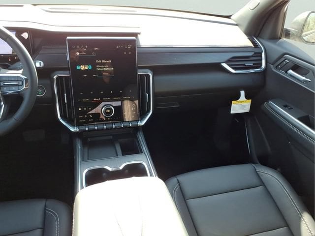 2026 GMC Acadia Elevation - Photo 14