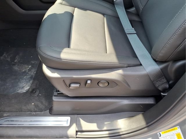2026 GMC Sierra 1500 SLT - Photo 17