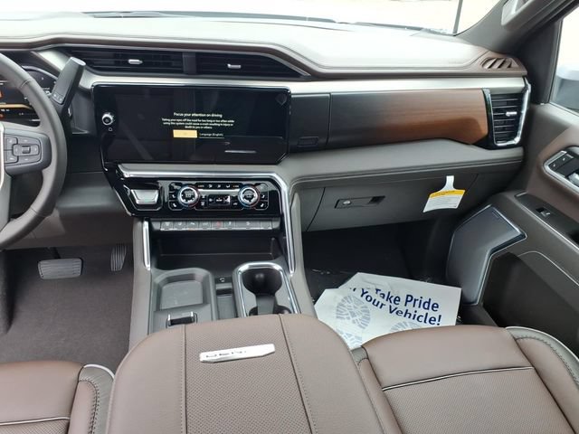 2026 GMC Sierra 3500HD Denali - Photo 14