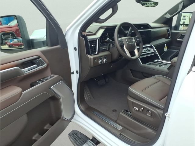 2026 GMC Sierra 3500HD Denali - Photo 9