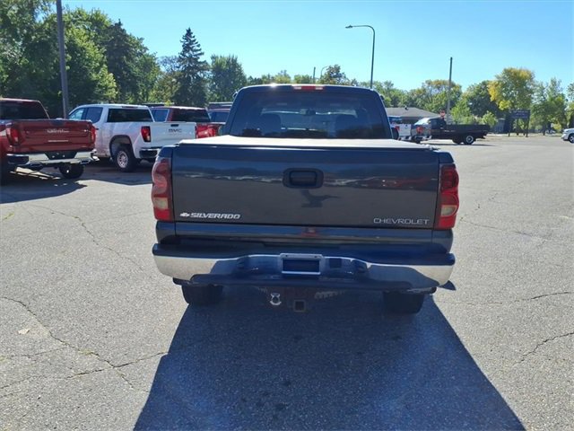 2003 Chevrolet Silverado 2500HD LT photo 4