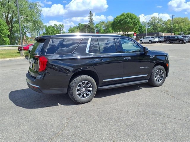 2022 Gmc Yukon SLT photo 3