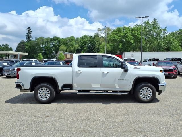 Used 2022 Chevrolet Silverado 3500HD LT with VIN 2GC4YTEY6N1242572 for sale in Litchfield, Minnesota