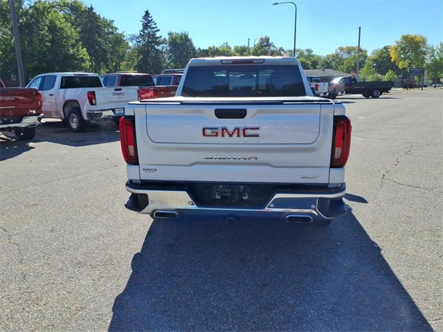2021 Gmc Sierra 1500 SLT photo 4