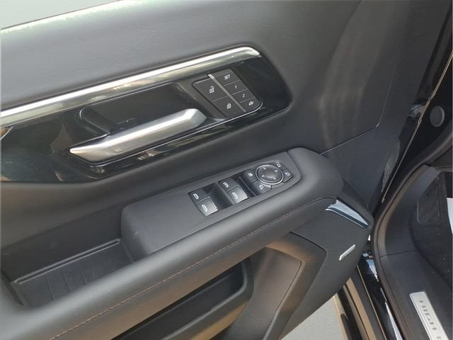 2026 Chevrolet Suburban High Country - Photo 17