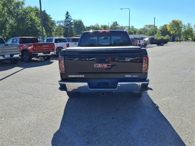 2017 Gmc Sierra 1500 SLT photo 4