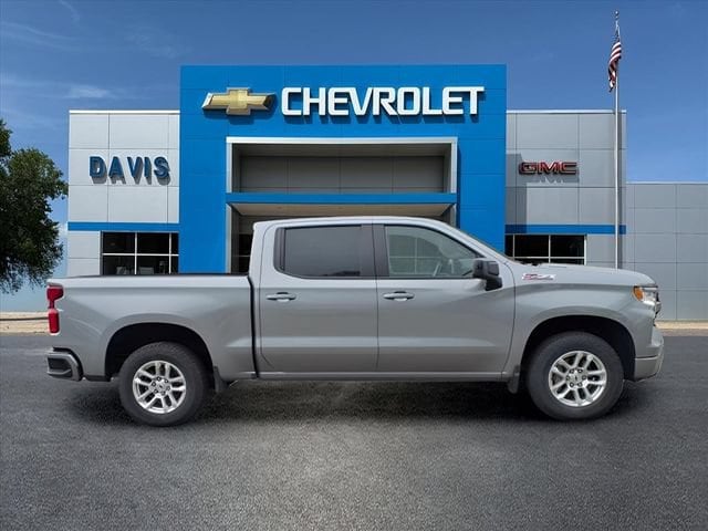 Used 2023 Chevrolet Silverado 1500 RST with VIN 1GCUDEE82PZ270645 for sale in Litchfield, Minnesota